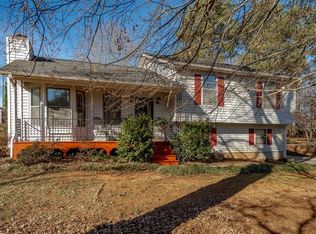 128 Southfork Dr, Woodstock, GA 30189