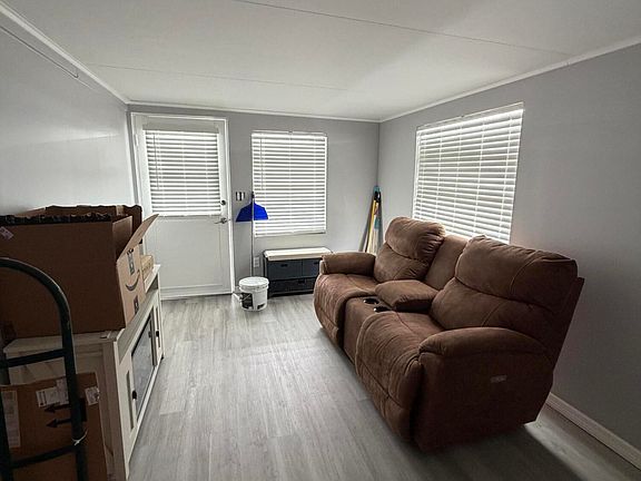 3rd image of 5355 SE 65th Terrace