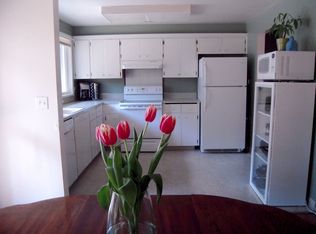 8960 SW Barnes Rd, Portland, OR 97225