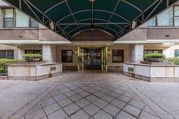 Sold by Carini Group | media 9