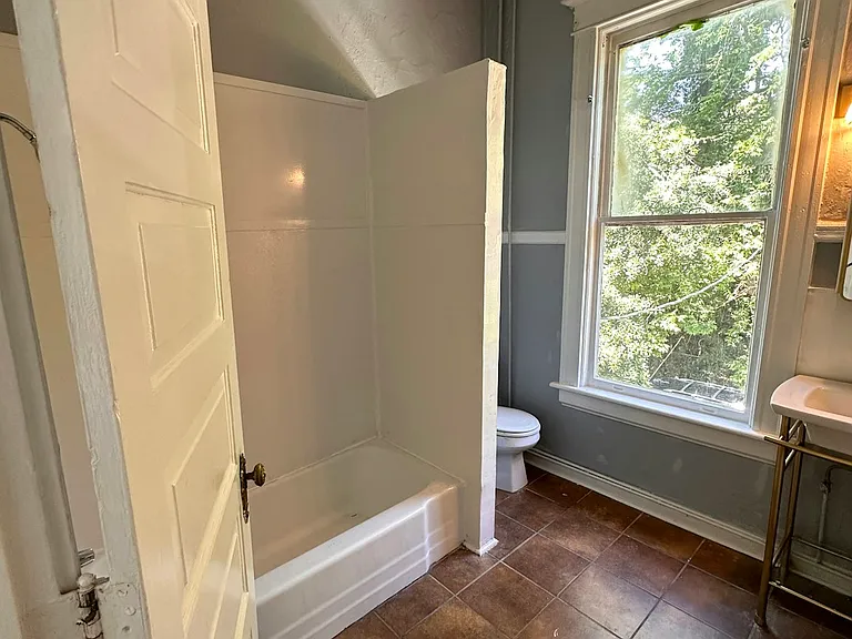 358 Michigan Ave #3 — Photo 9