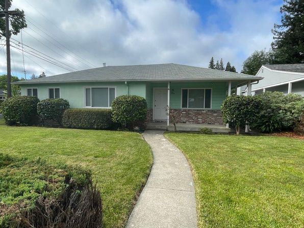884 Juanita Dr
