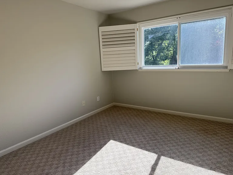 600 Bourne Ct — Photo 39