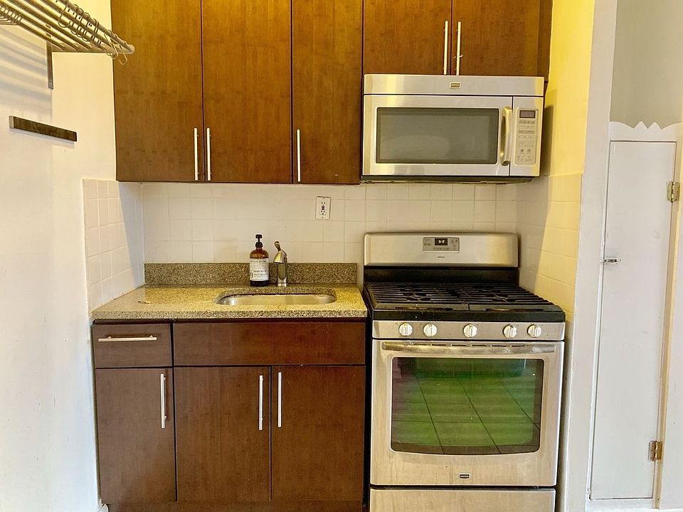 2nd image of 103 3rd Ave APT 6