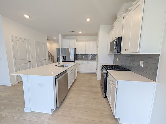 4th image of 1809 Pheasant Trace Cir
