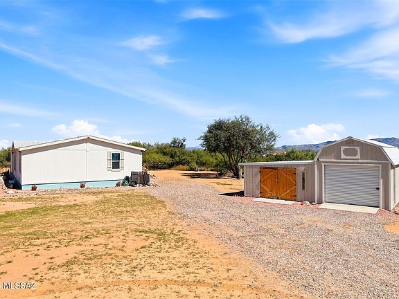 4th image of 8955 S Kings Ranch Rd