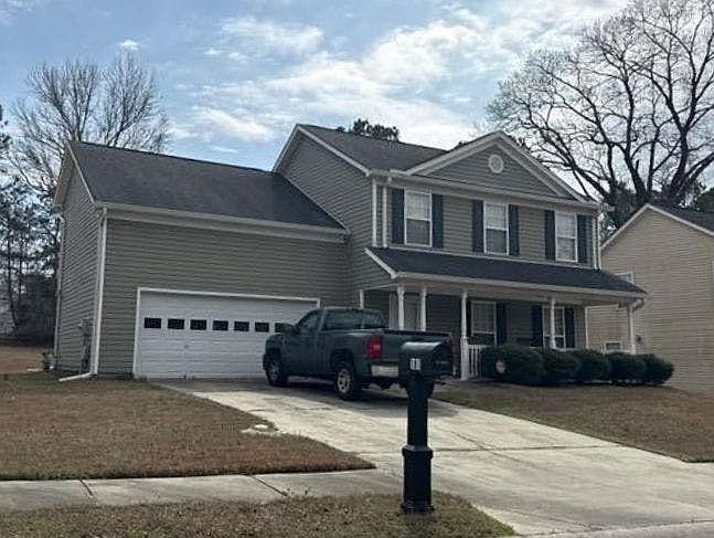 2nd image of 181 Hester Woods Dr