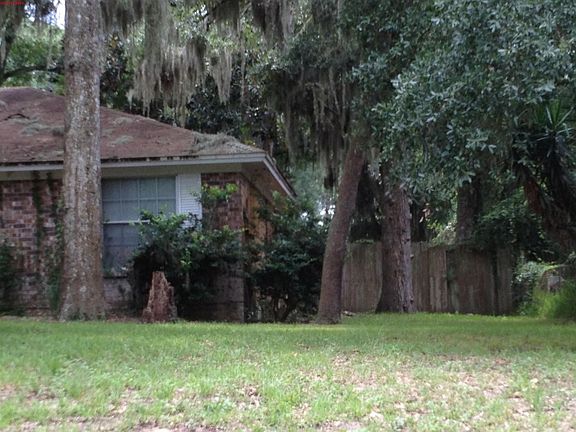 4th image of 16 Marsh Dr