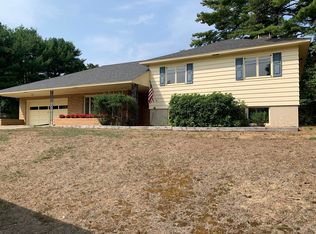 19 Milton Ave, Sanford, ME 04073