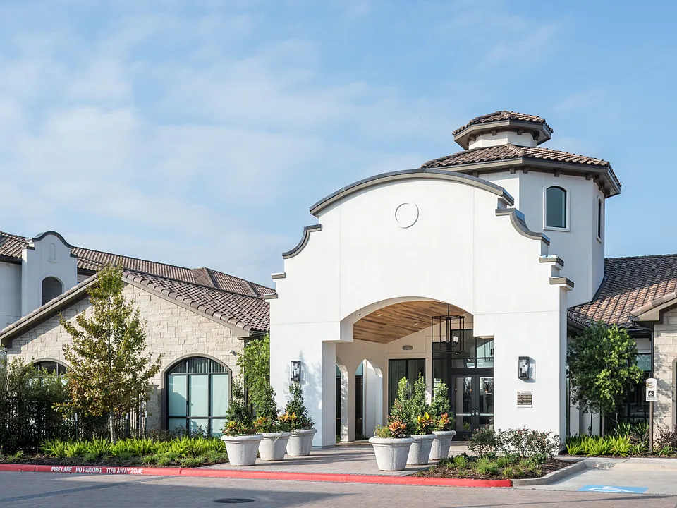 10X Stella at Riverstone