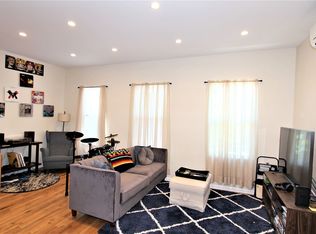 142 29th St #3, Brooklyn, NY 11232