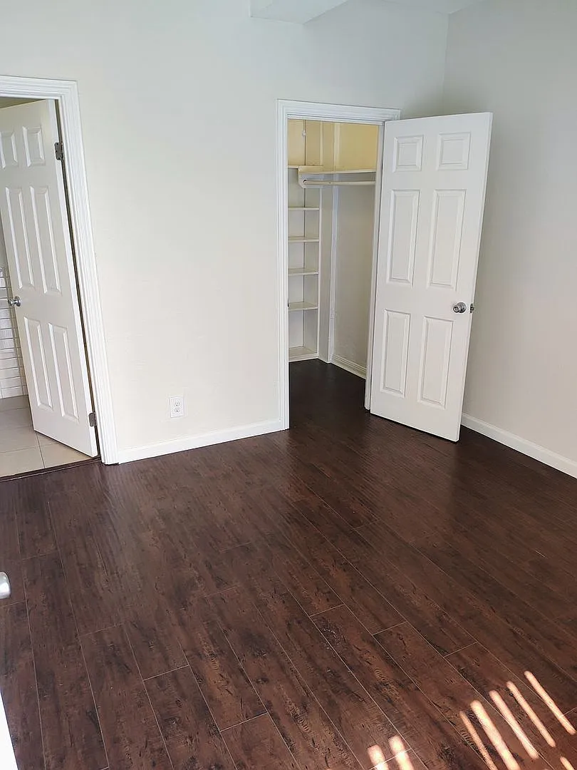 1715 High Street — Photo 4