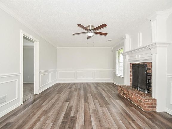 4th image of 1310 Avenue G