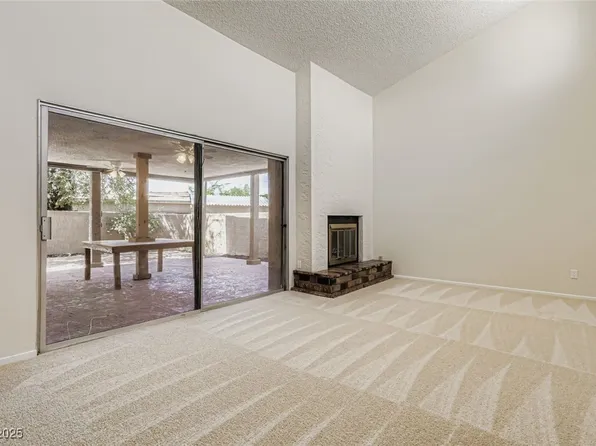 4201 Essex Green Ct, Las Vegas, NV 89110