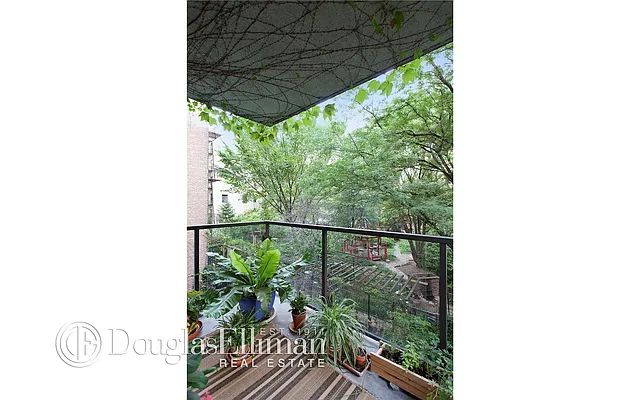 Sold by Douglas Elliman | media 25