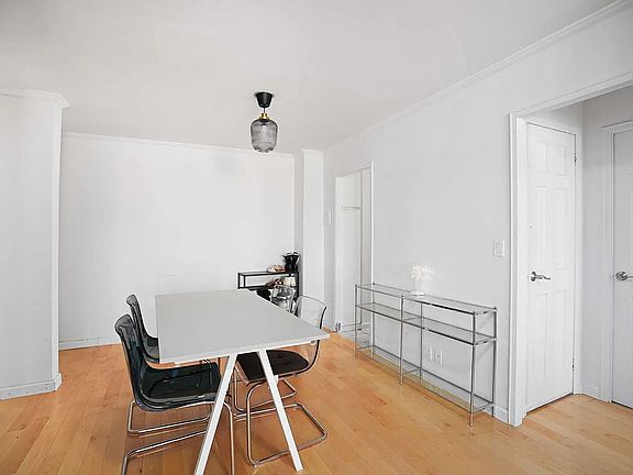 4th image of 7 E 14th St APT 1019