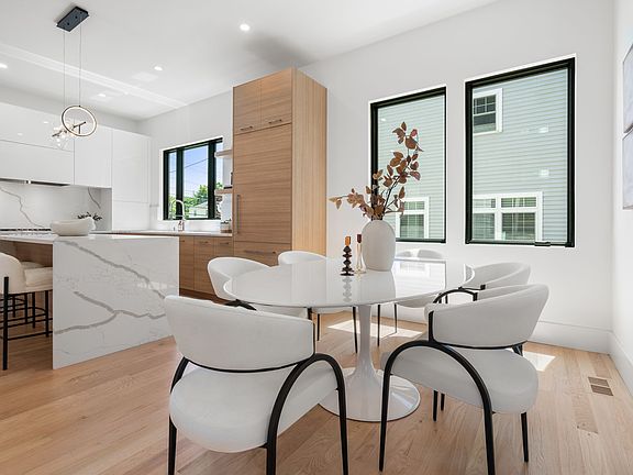 5th image of 167 Winchester St #D
