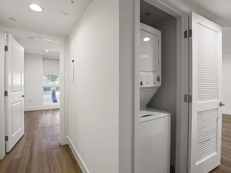 In-Suite Washer & Dryer