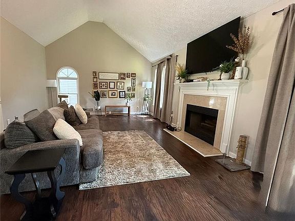 5th image of 419 Etowah Valley Way