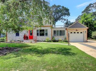 190 Oakhurst Rd, Oakhurst, NJ 07755