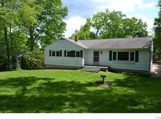 4 Birch Rd, New Milford, CT 06776