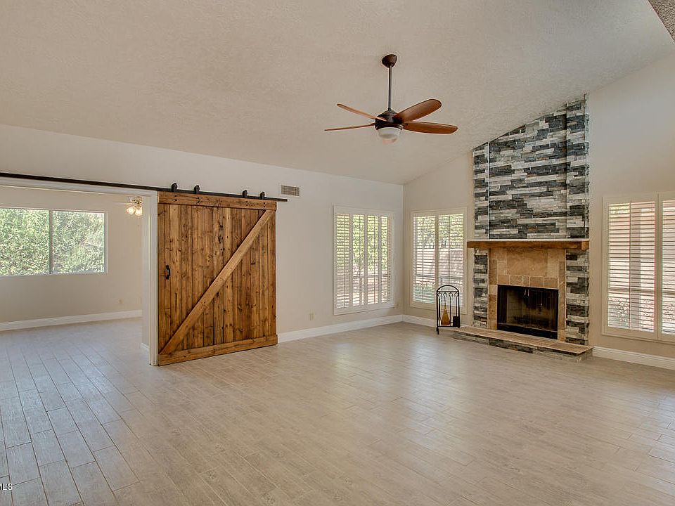 1st image of 25841 S Beech Creek Dr