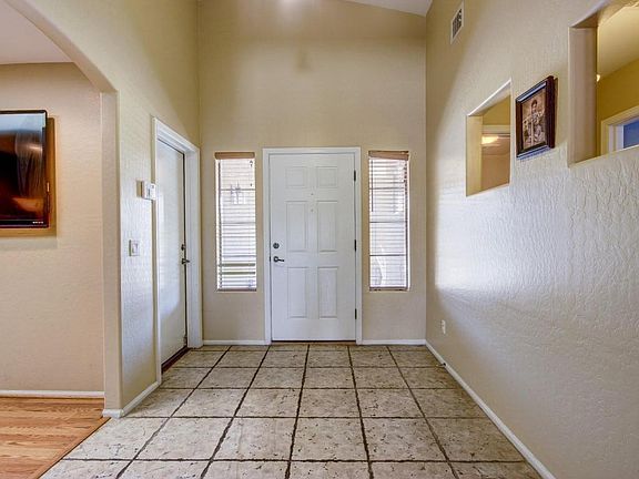 3rd image of 3316 S 81st Ave