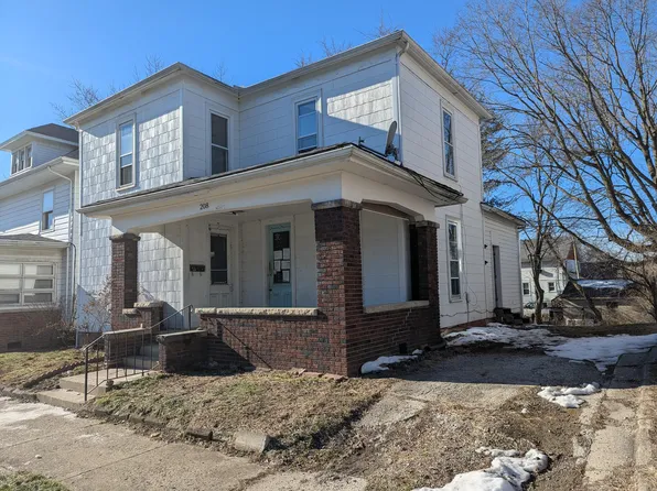 208 E Paint St, Washington Court House, OH 43160