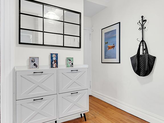 4th image of 760 W End Ave APT 2B