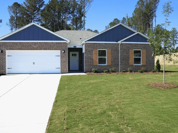 5460 Shady Maple Dr, Bessemer, AL 35022