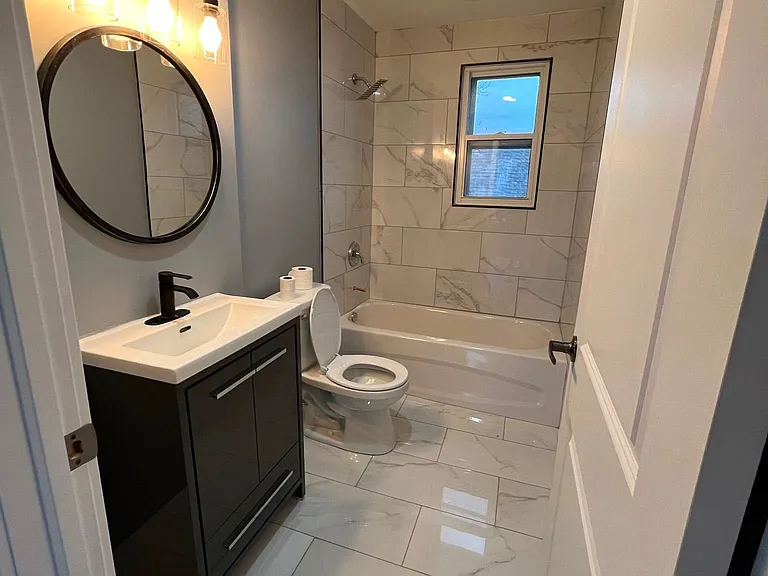 121 Park Row N #UPPER LEVEL — Photo 4