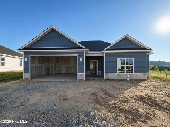 39 E Emily Gardens Drive, Selma, NC 27576