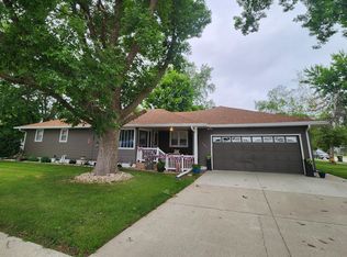 505 9th St SW, Pipestone, MN 56164