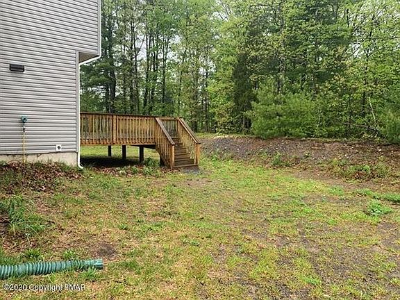 3rd image of 218 Courtney Dr