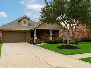 8235 Aleppo Pine Ln, Cypress, TX 77433
