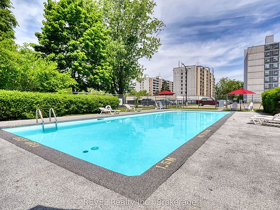 4th image of 359 Geneva St #801