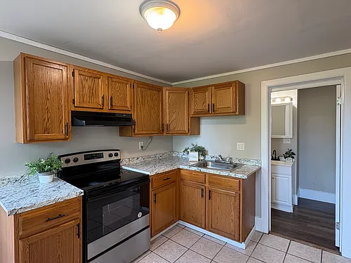 174 Fort Pleasant Ave #B Photo 1 174 Fort Pleasant Ave #B Photo 1