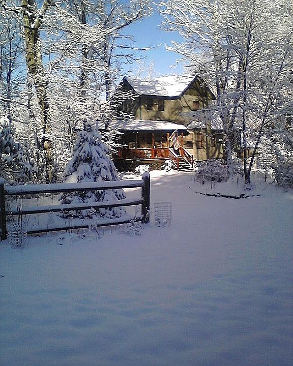 2nd image of 773 Peck Peak Rd