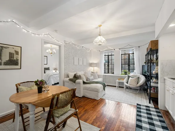 45 Tudor City Place image 1 of 9