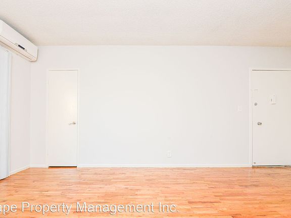 5th image of 1023-1027 N Sierra Bonita Ave