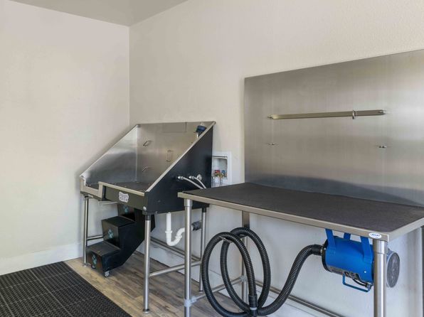 200 Bicentennial Cir #65-215