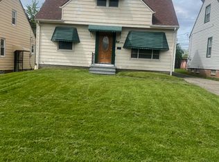 19701 Nitra Ave, Maple Heights, OH 44137