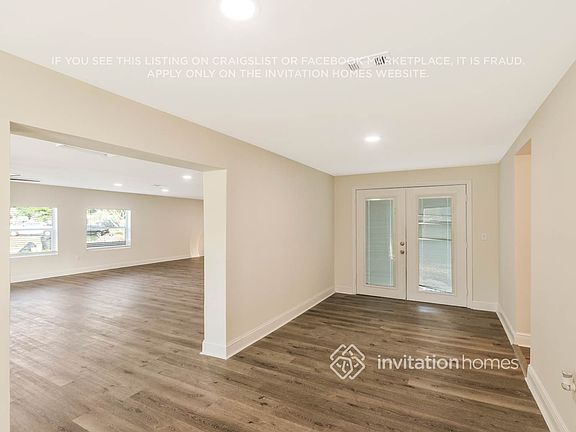 3rd image of 4000 Marlin Dr SE