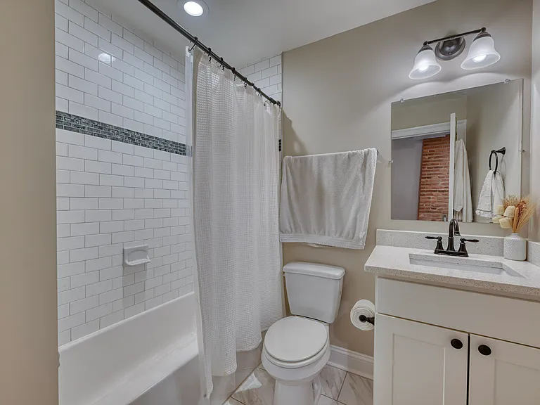 1455 Stevenson St — Photo 20