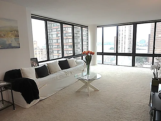Rented by Wendy B. Gerber, LREB | media 17
