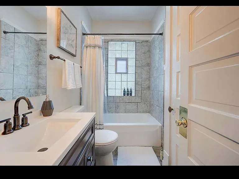 2958 S Delaware Ave — Photo 8