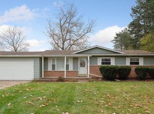 9239 Timberline Dr, Grand Blanc, MI 48439