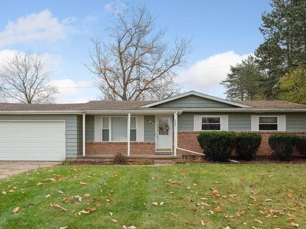 9239 Timberline Dr, Grand Blanc, MI 48439