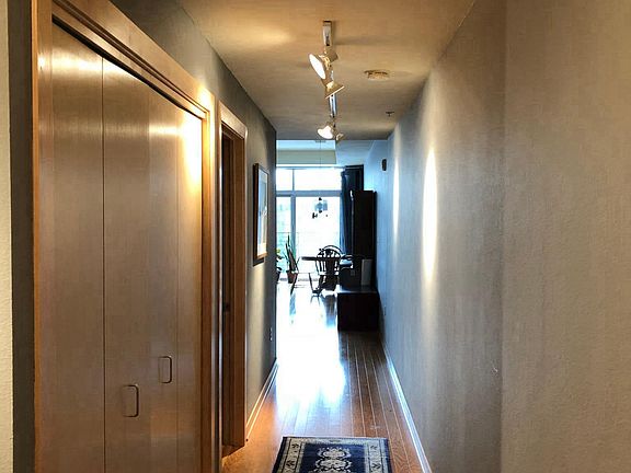 Washer/dryer in closet