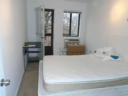 Rented by 18 REALTY | media 48